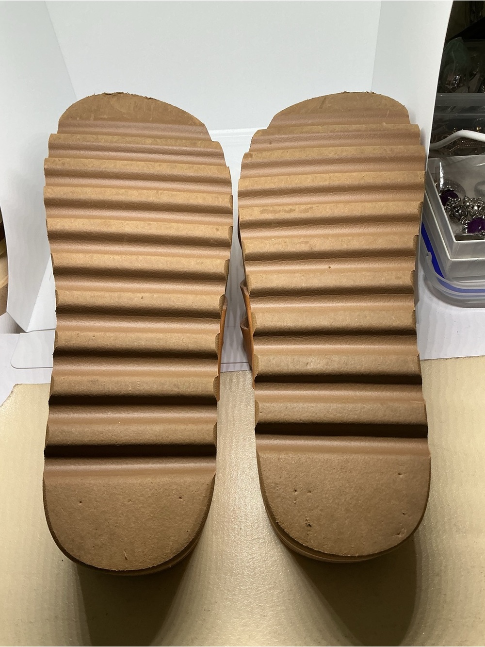 Reef Women's Tan Cork Footbed Crisscross Sandals - Picture 9 of 9